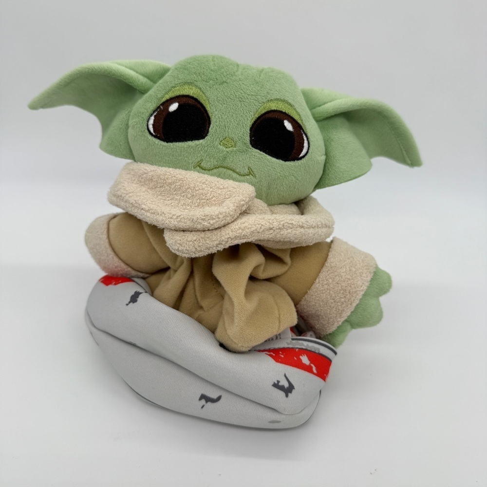 Disney Collection Star Wars The Child Hideaway Hover Pram Plush Baby Yoda Grogu